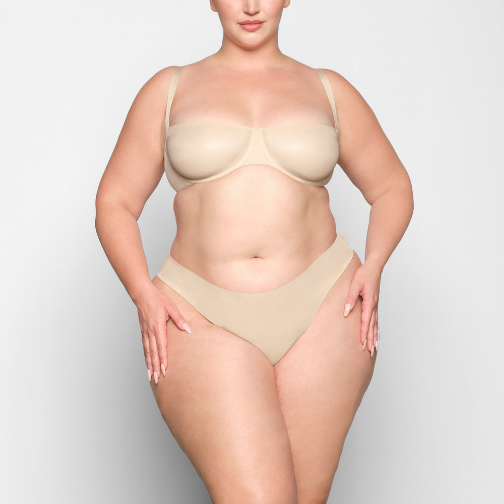 Balconette Bra Skims NO SHOW MOLDED UNLINED Marron | 498LEHBPZ