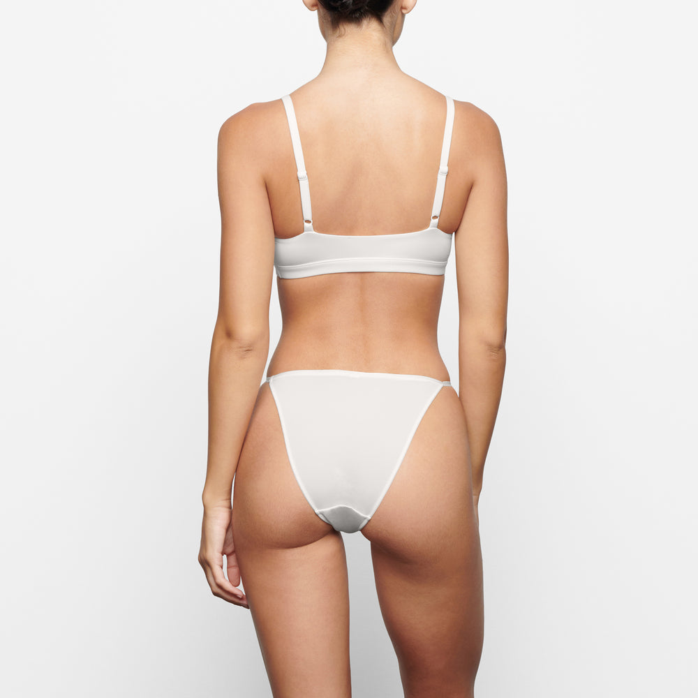 Bikini Skims FITS EVERYBODY CHEEKY STRING Blanche | 134YTKBFH