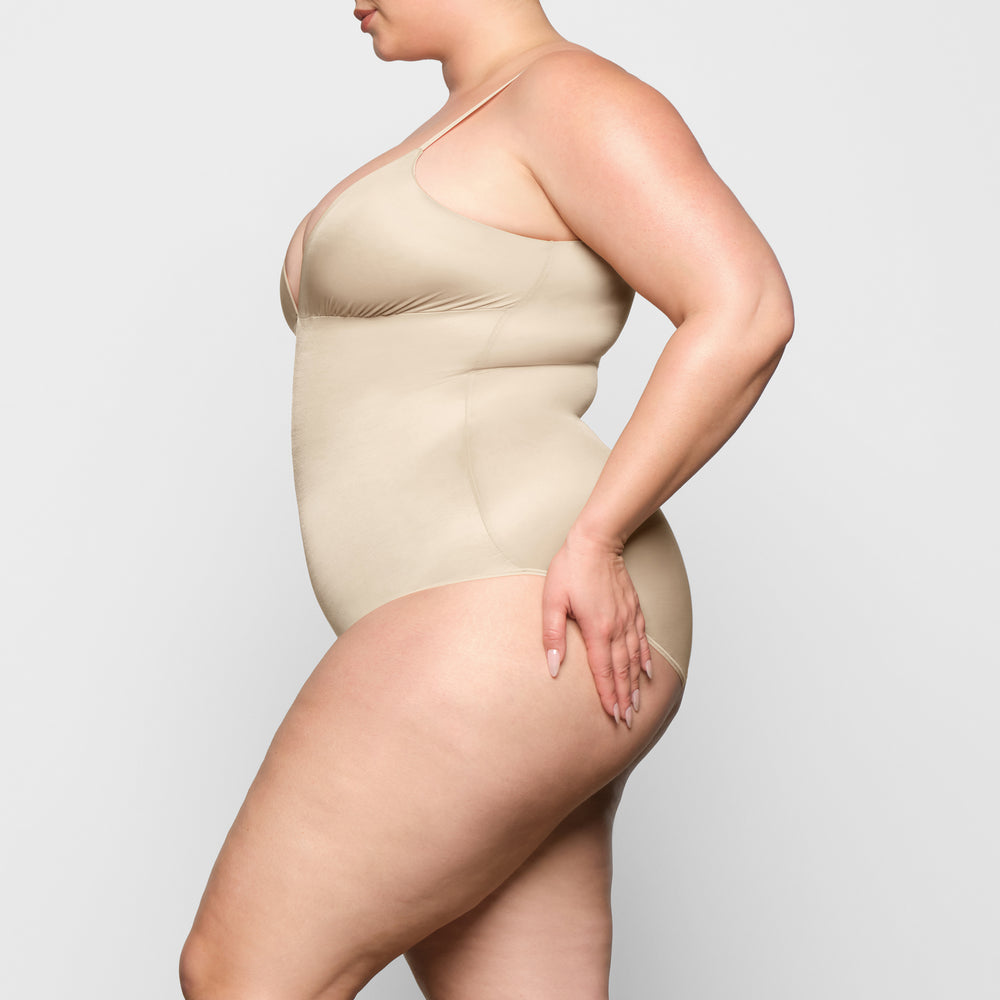 Body Skims BARELY THERE BODYSUIT BRIEF W/ SNAPS Marron | 216NVSUCQ