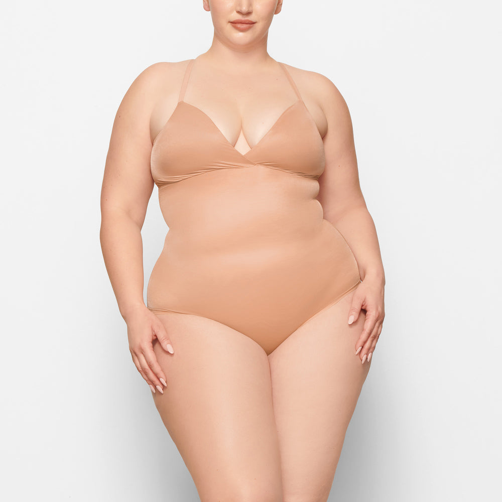 Body Skims BARELY THERE BODYSUIT BRIEF W/ SNAPS Beige | 593XEPZLW