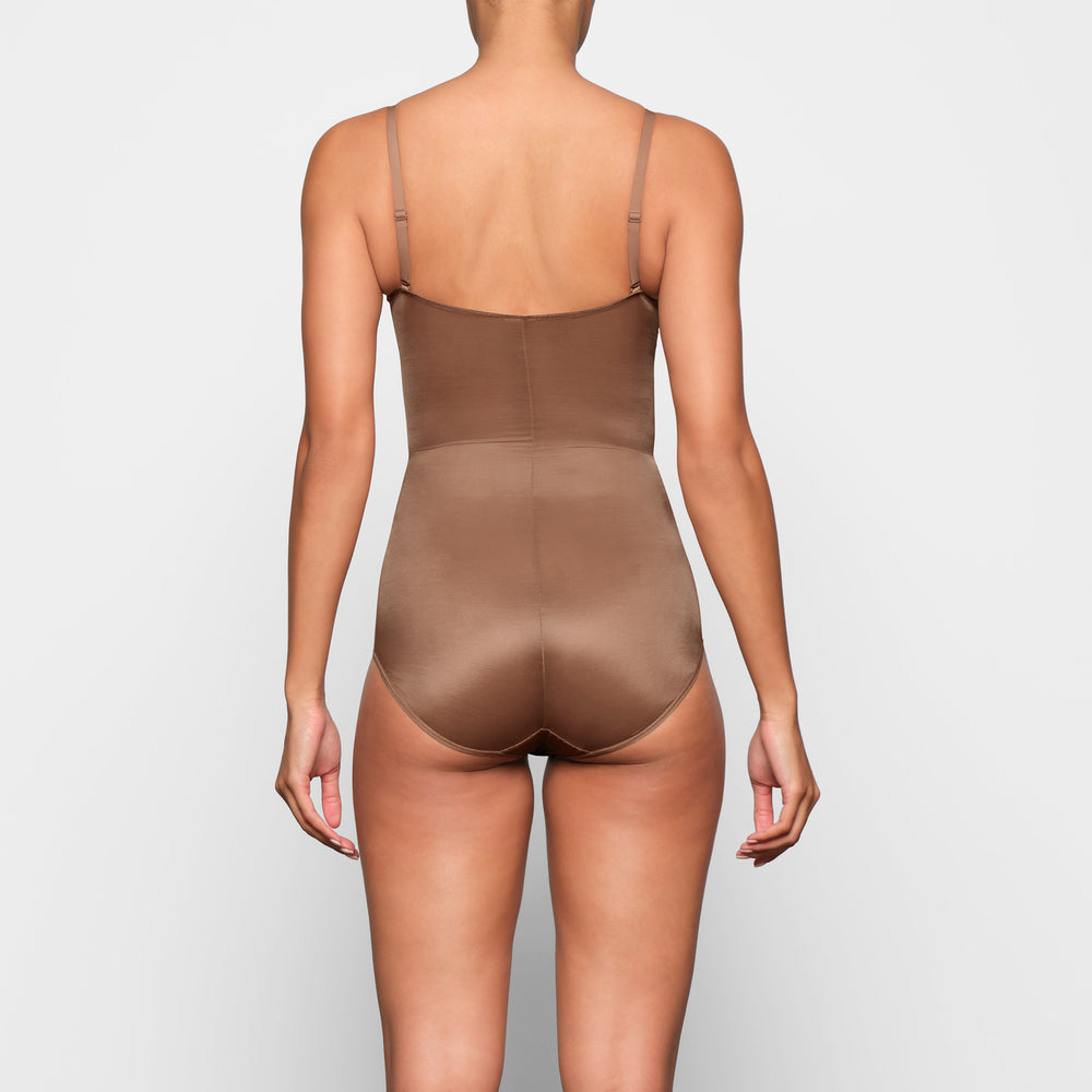 Body Skims BARELY THERE BODYSUIT BRIEF W/ SNAPS Marron | 705KELPBJ