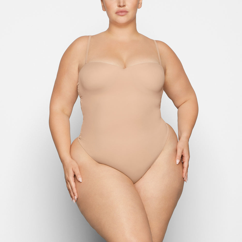 Body Skims CONTOUR LIFT STRAIGHT NECK Beige | 928BRCEJD