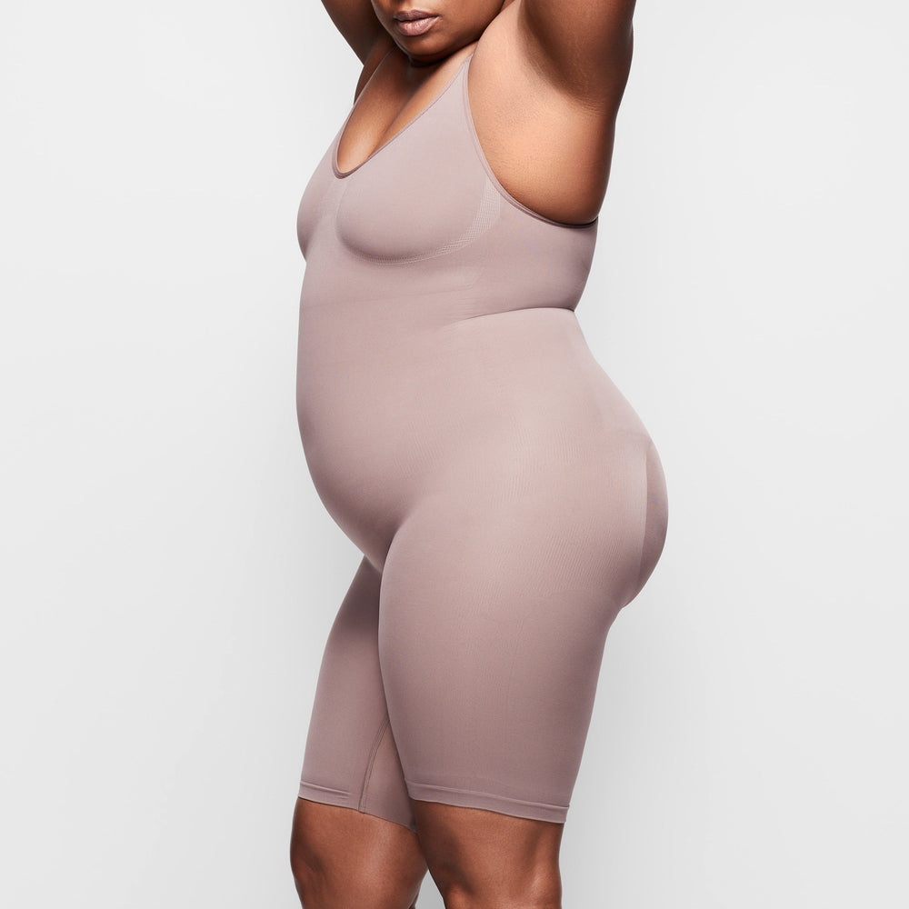 Body Skims SCULPTING BODYSUIT MID THIGH W. OPEN GUSSET Marron | 219KWQCOF