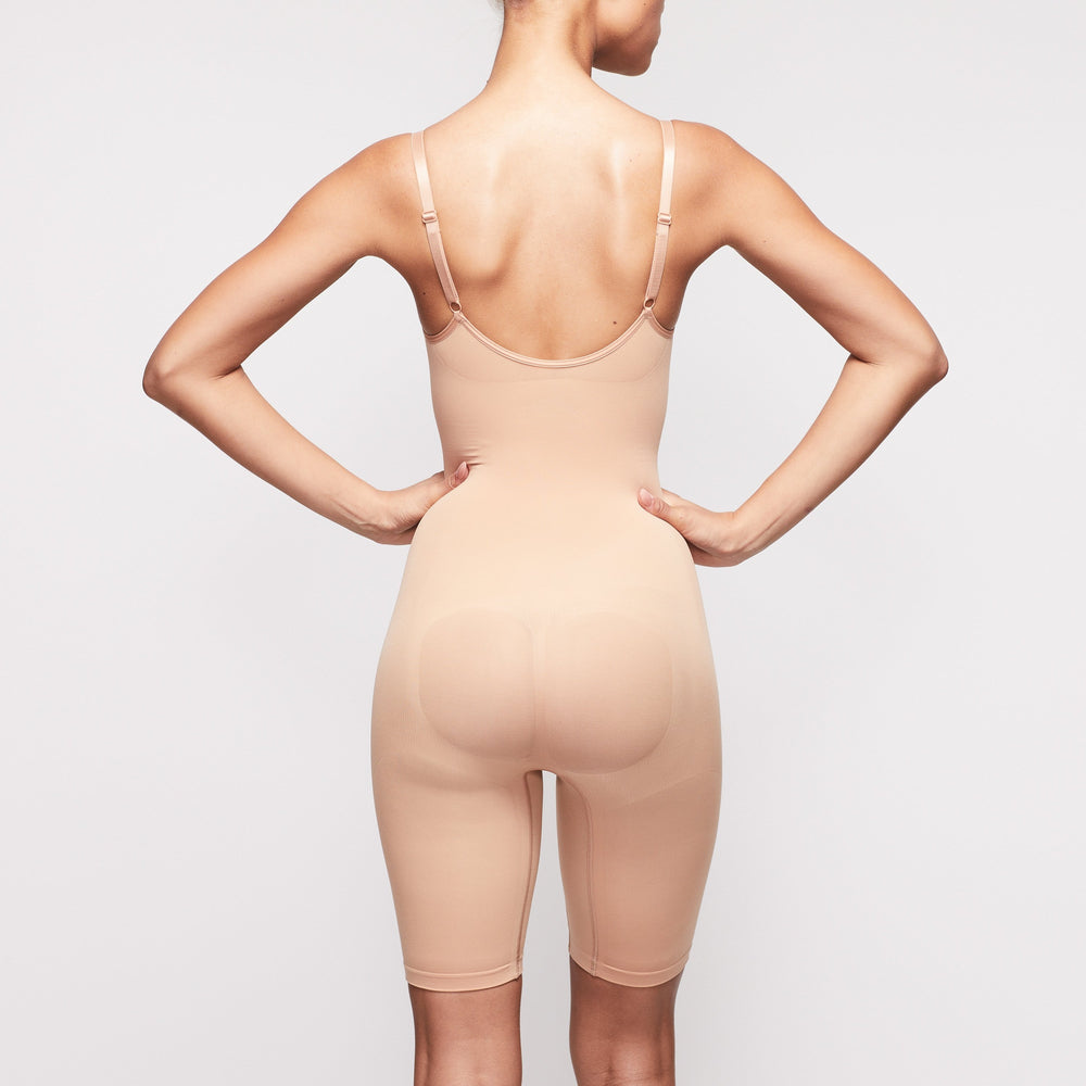 Body Skims SCULPTING BODYSUIT MID THIGH W. OPEN GUSSET Beige | 310HMLJRB