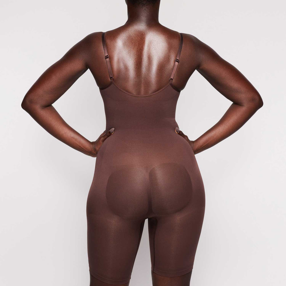 Body Skims SCULPTING BODYSUIT MID THIGH W. OPEN GUSSET Chocolat | 721QHWCGM