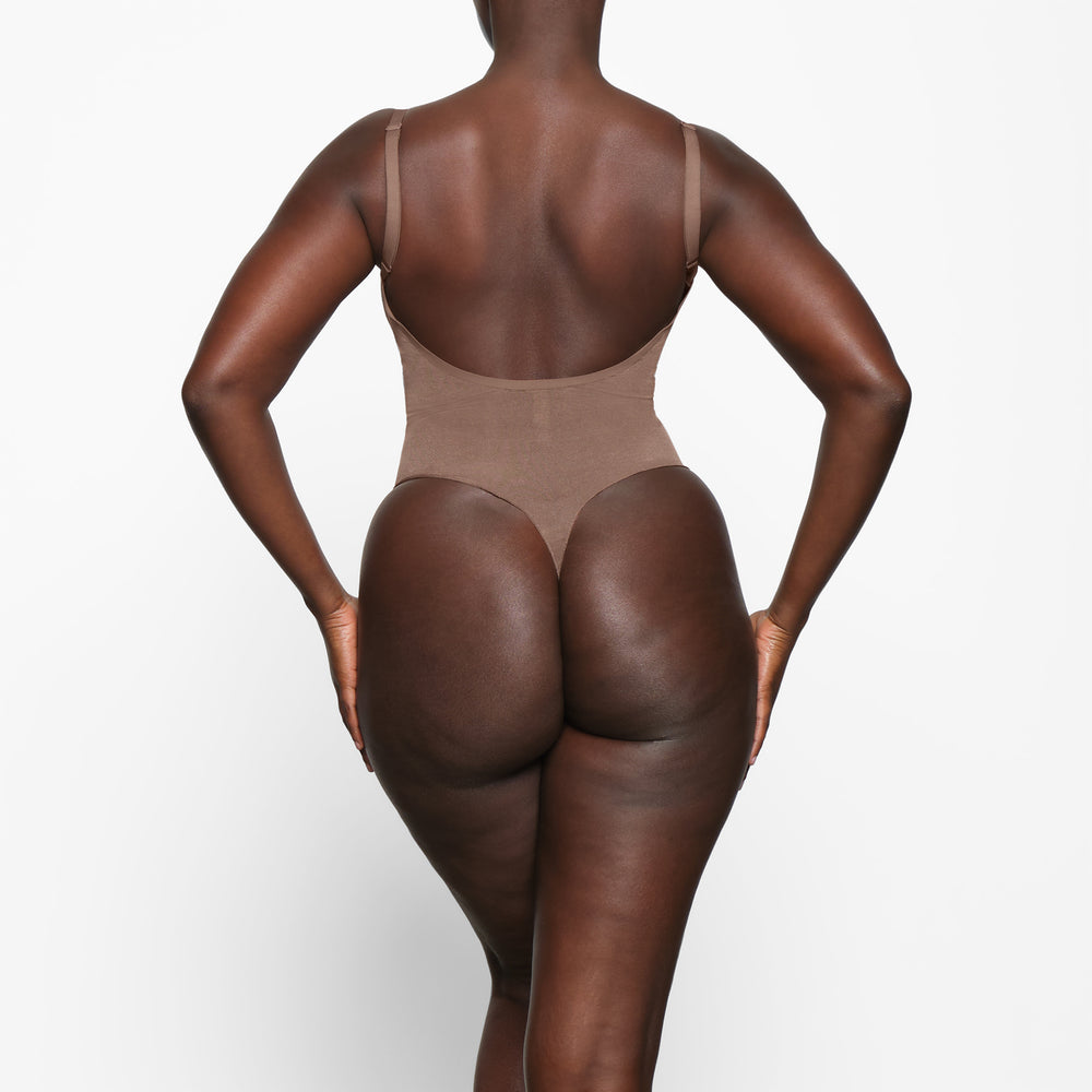 Body Skims SHEER SCULPT THONG Marron | 837VXLJNZ