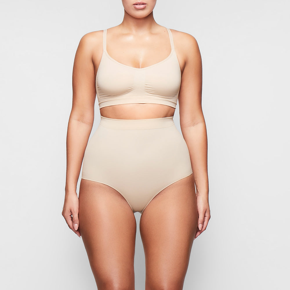 Bralette Skims SCULPTING Beige | 846IZLNWS