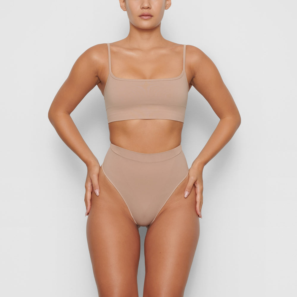 Bralette Skims SCULPTING SCOOP NECK Beige | 830THGKLE
