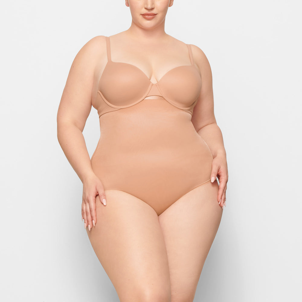 Brief Skims BARELY THERE HIGH WAIST Beige | 376GDUMCY