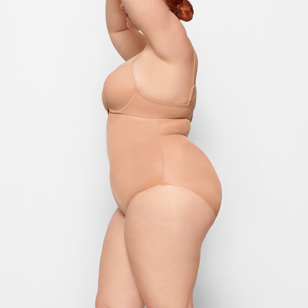 Brief Skims BARELY THERE HIGH WAIST Beige | 376GDUMCY