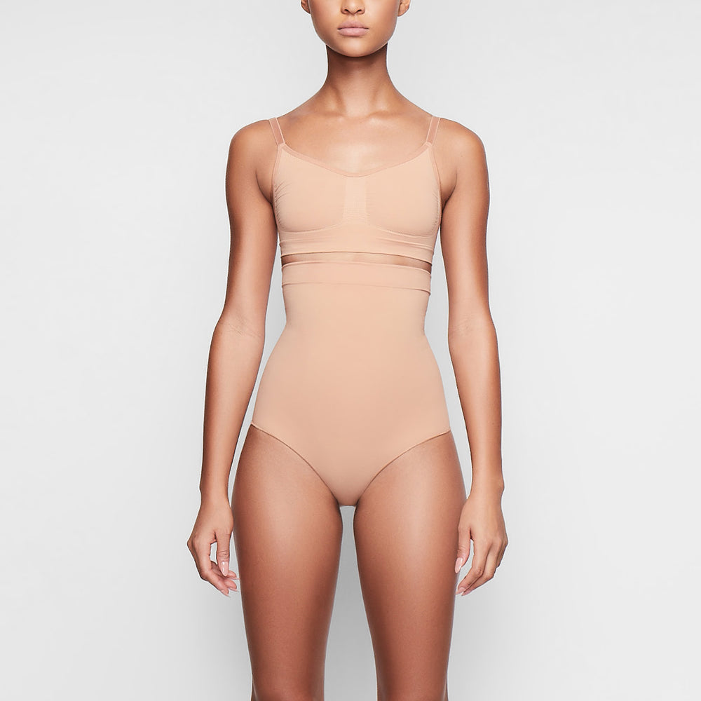 Brief Skims SCULPTING HIGH WAIST Beige | 124UVMBKS