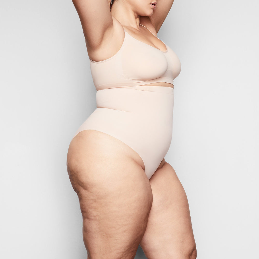 Brief Skims SCULPTING HIGH WAIST Beige | 620ZGXDCM