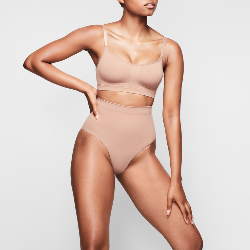 Brief Skims SCULPTING MID WAIST Abricot | 547QHOEKL