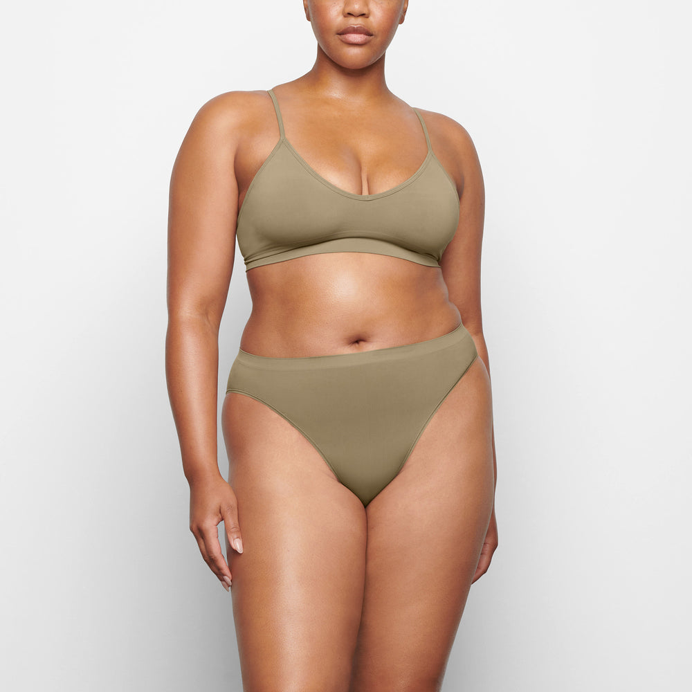 Brief Skims SOFT SMOOTHING Vert | 135JEBYNH