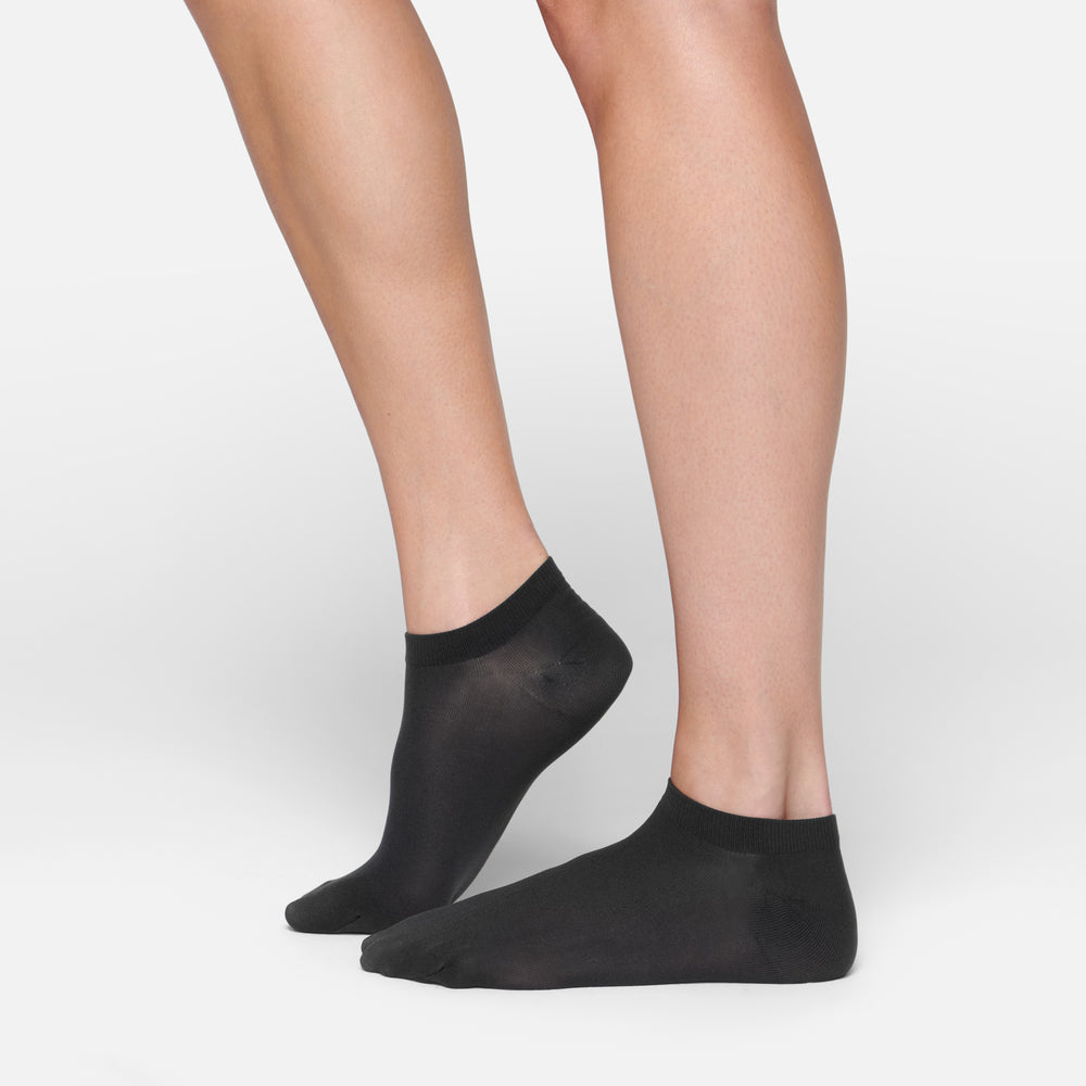 Chaussettes Skims HOSIERY ANKLE Noir | 384ENYAHW