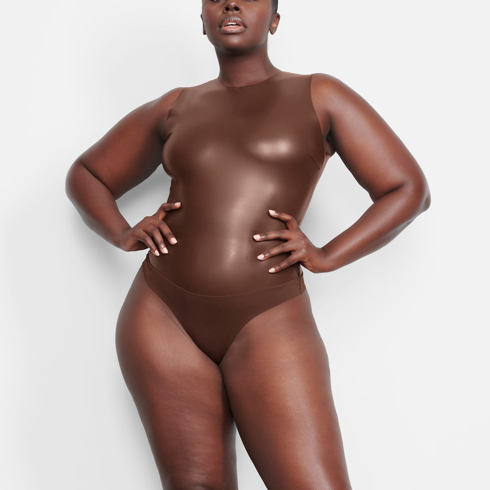 Crew Neck Bodysuit Skims FAUX LEATHER Chocolat | 943UYJDGR