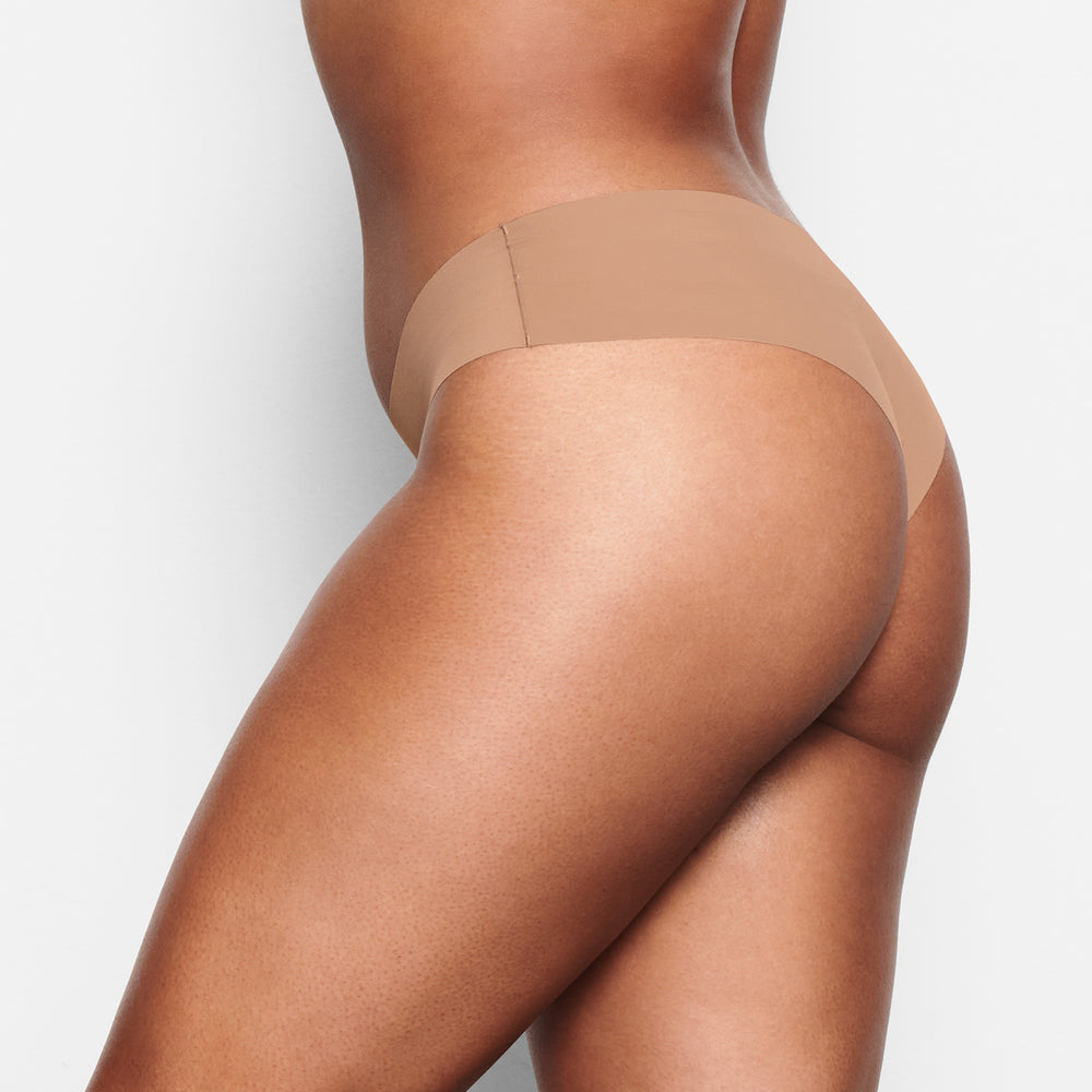 Hipster Skims FREE CUT CHEEKY Abricot | 760HTKGFP