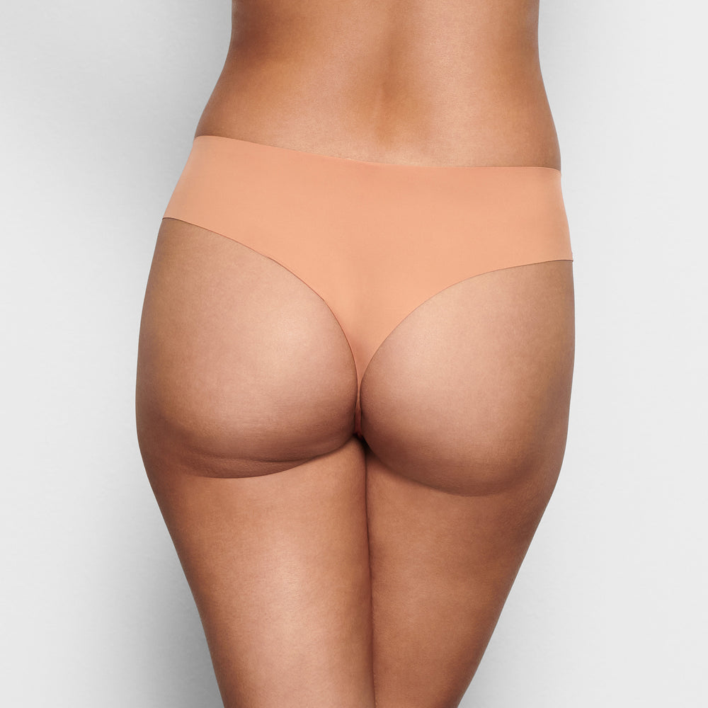 Hipster Skims FREE CUT CHEEKY Beige | 946XLNDQT
