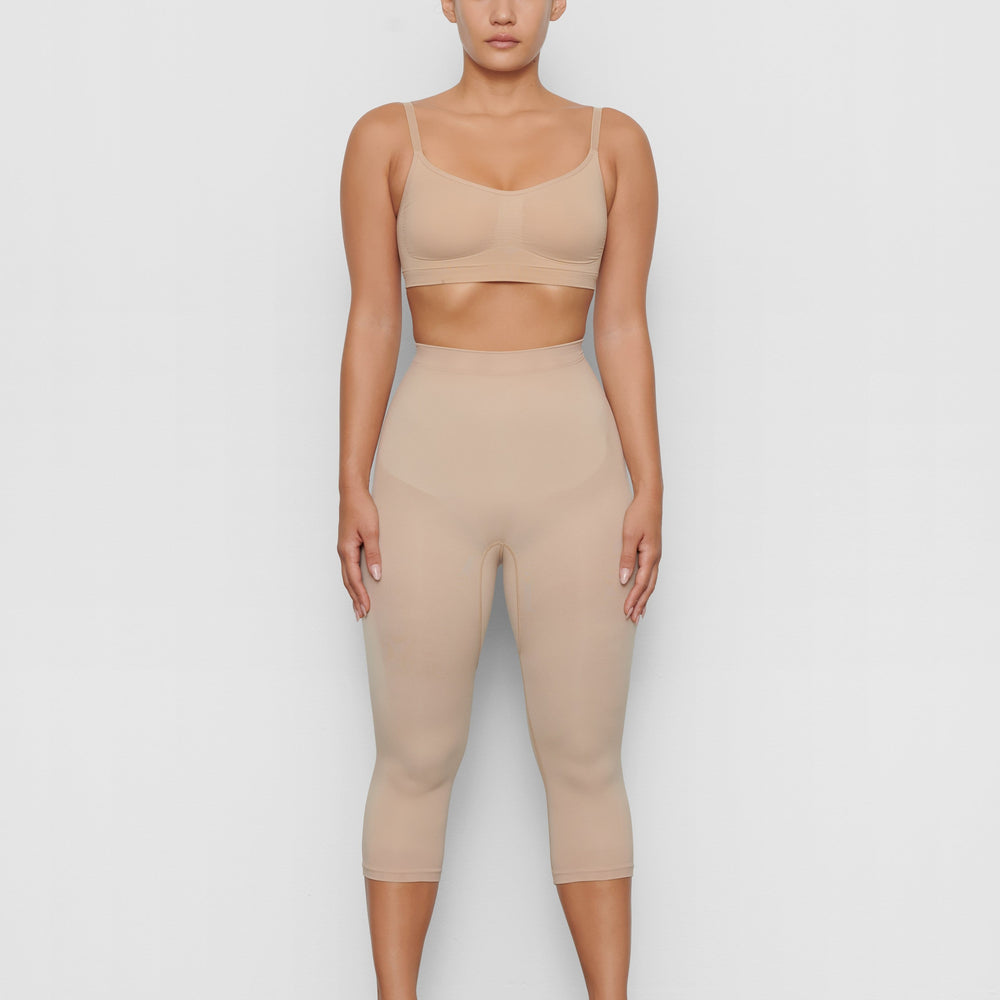 Leggings Skims SCULPTING BELOW THE KNEE Beige | 135OMFQHX