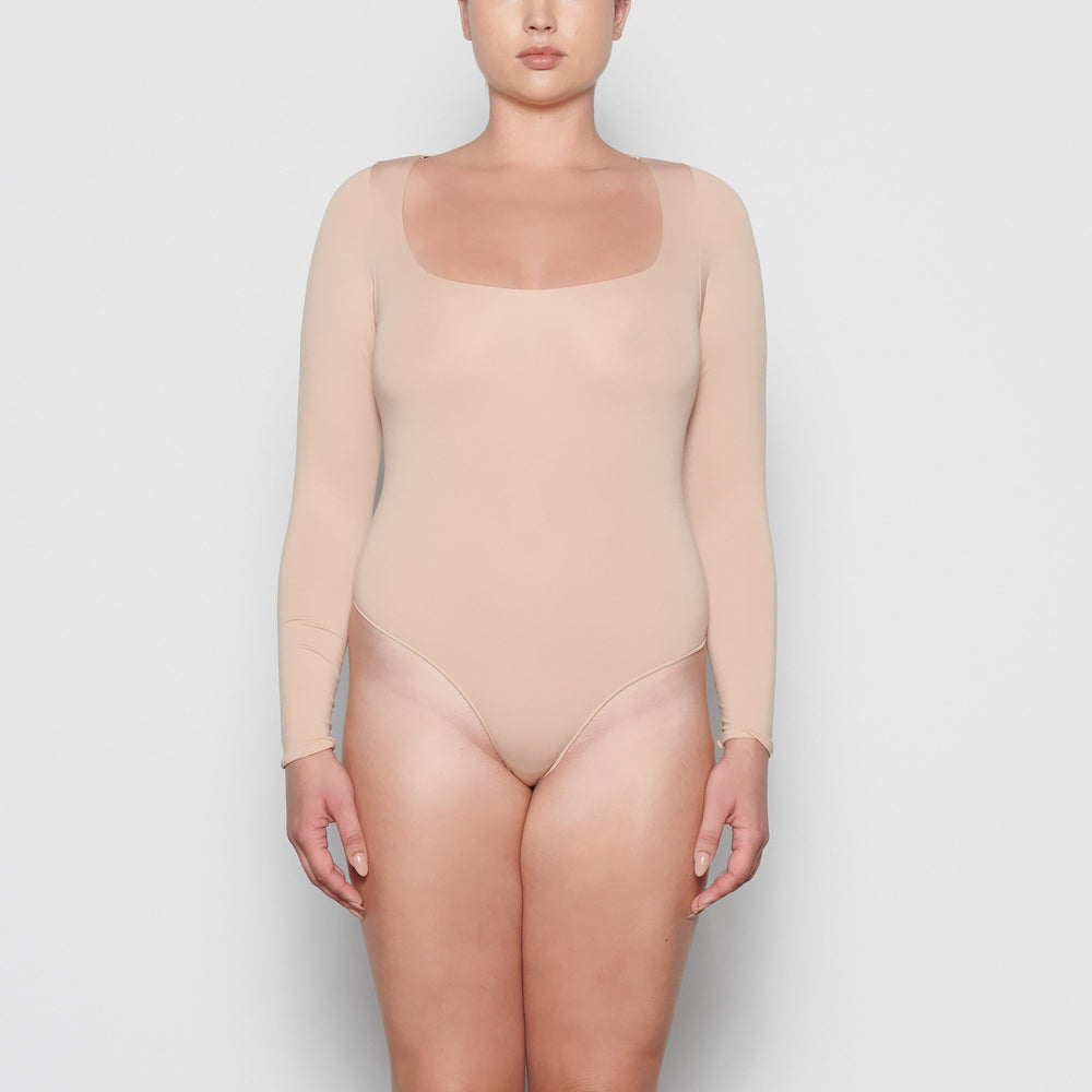 Long Sleeve Bodysuit Skims ESSENTIAL SCOOP NECK Marron Grise | 723PMSRAT