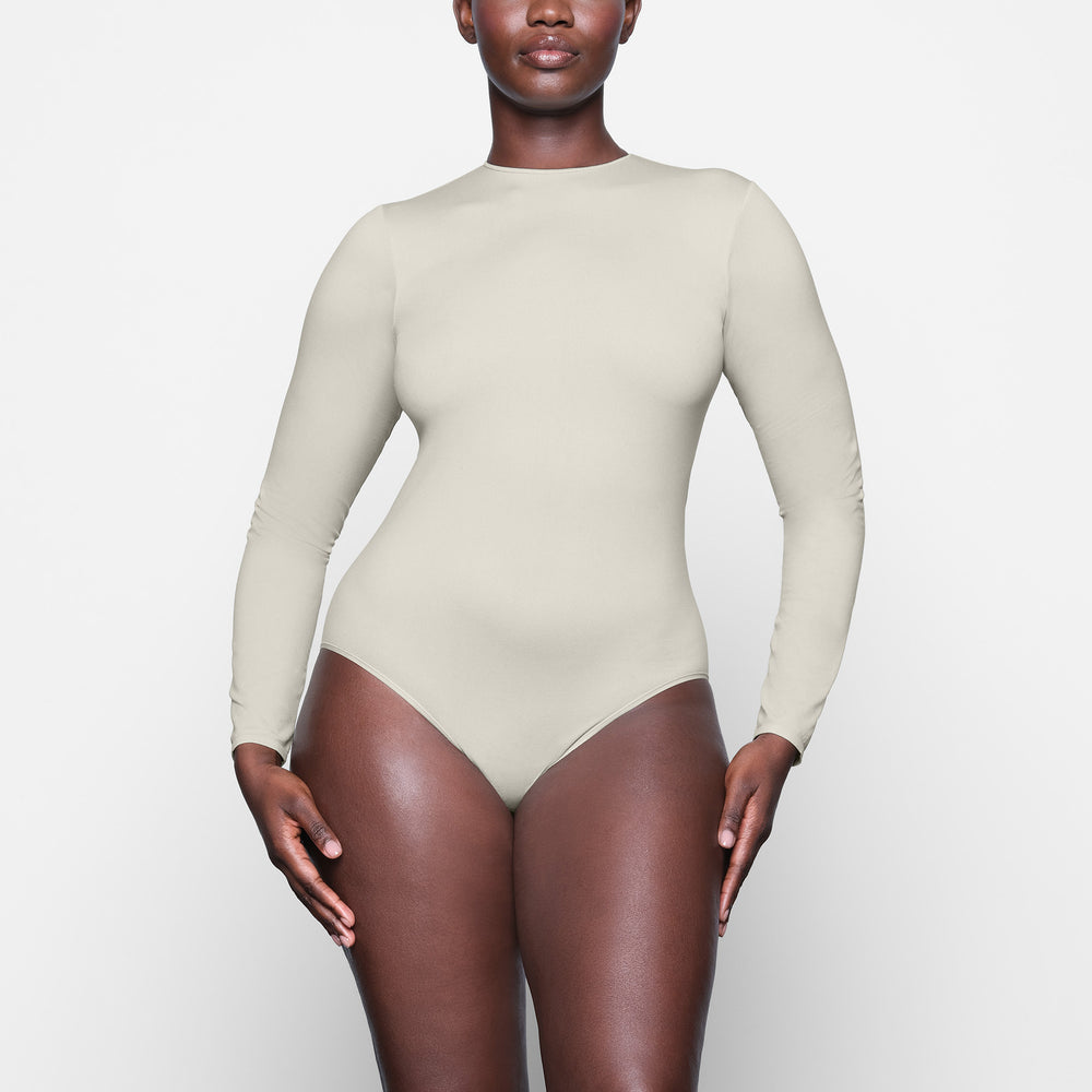 Long Sleeve Bodysuit Skims LIGHT ESSENTIAL CREW NECK Blanche | 297JNLEAI