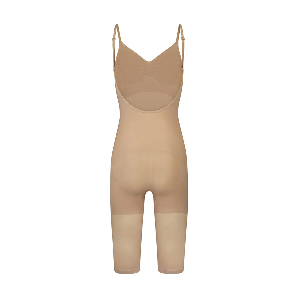 Low Back Bodysuit Skims SEAMLESS SCULPT WITH HOSIERY LEG Beige | 015GMQULP