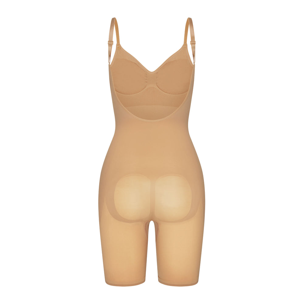 Low Back Bodysuit Skims SEAMLESS SCULPT MID THIGH Beige | 183DQIAMB