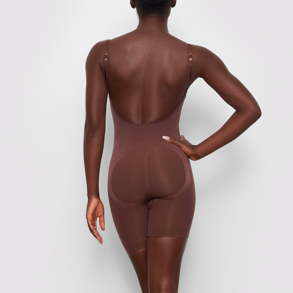 Low Back Bodysuit Skims SEAMLESS SCULPT MID THIGH Chocolat | 305TWZANV
