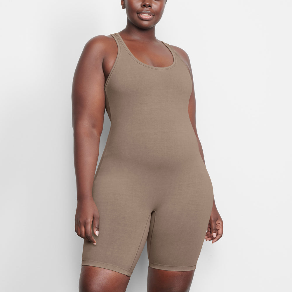 Mid Thigh Bodysuit Skims OUTDOOR Abricot | 982JQSZIM