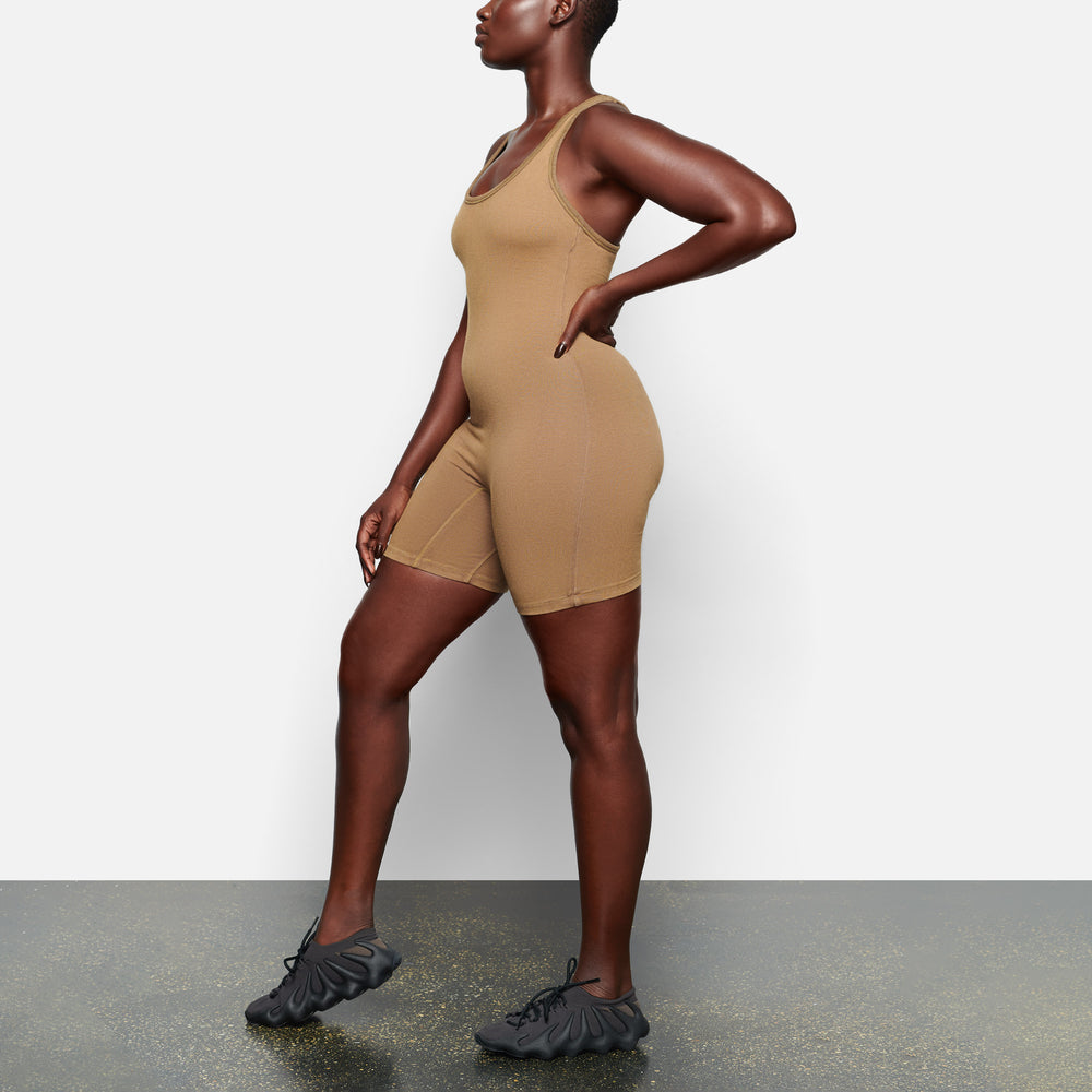 Mid Thigh Bodysuit Skims OUTDOOR Vert | 250FYUIZK
