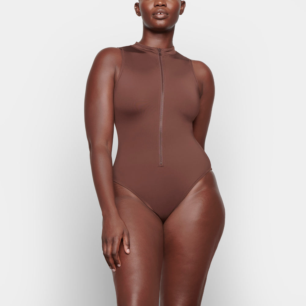One Piece Skims SWIM ZIP FRONT SLEEVELESS Chocolat | 724LJOVXC