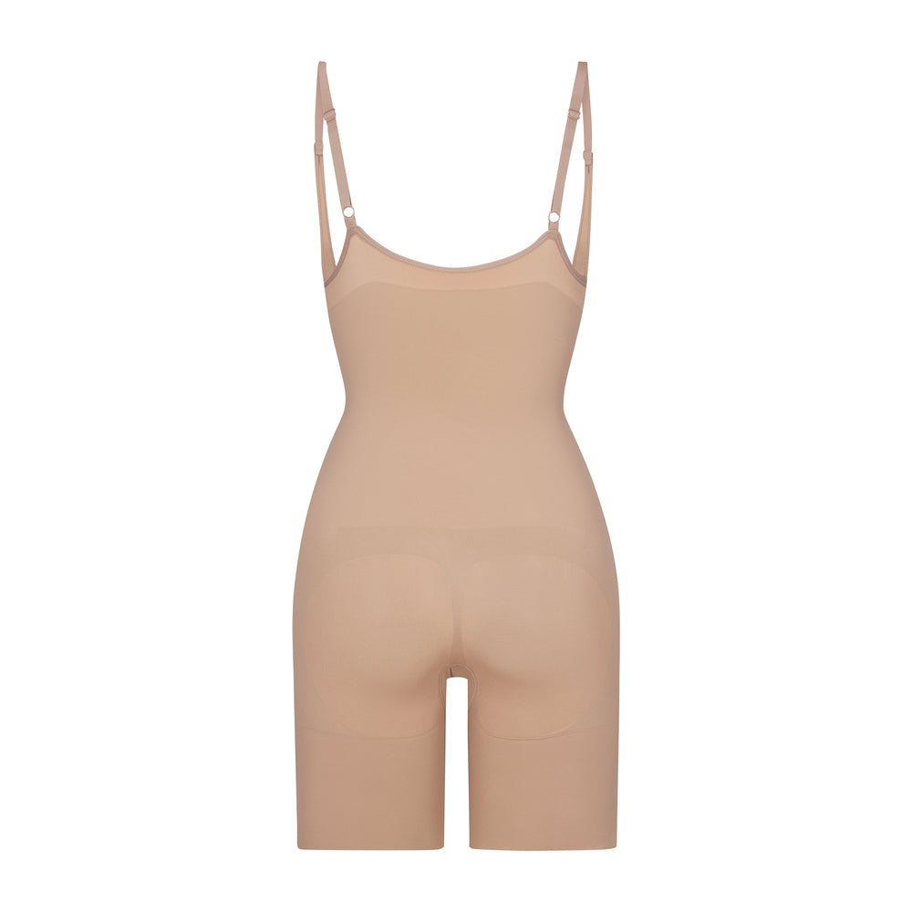 Open Bust Bodysuit Skims BUTT ENHANCING Beige | 064LYDCTG