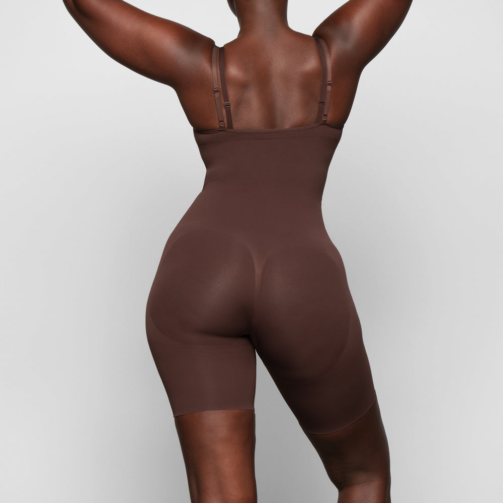 Open Bust Bodysuit Skims BUTT ENHANCING Chocolat | 341ZXJVPH