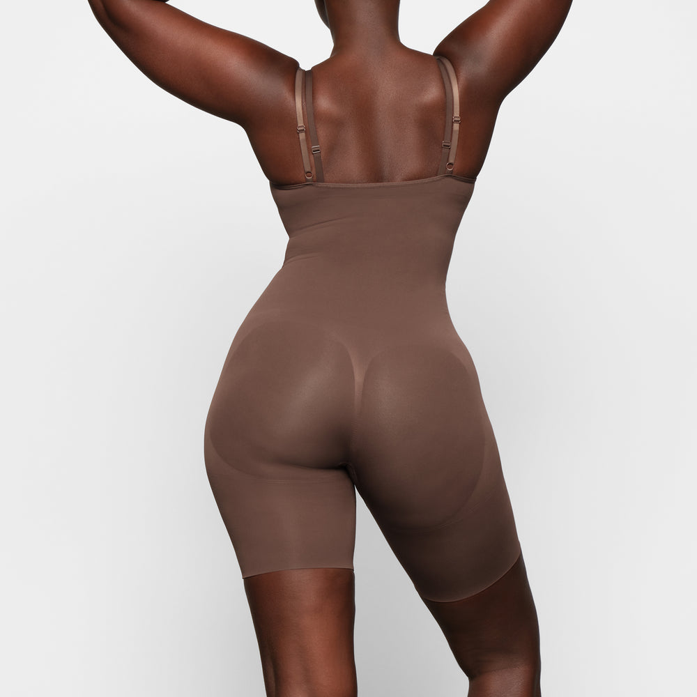 Open Bust Bodysuit Skims BUTT ENHANCING Abricot | 347PNBZEJ