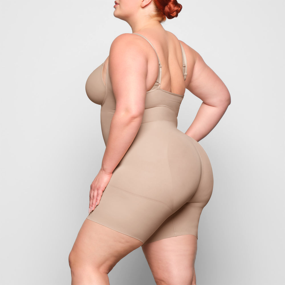 Open Bust Bodysuit Skims BUTT ENHANCING Beige | 751QXEYID