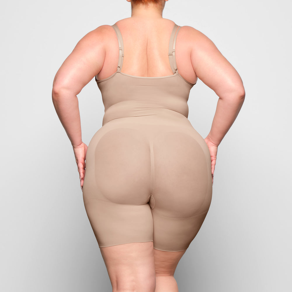 Open Bust Bodysuit Skims BUTT ENHANCING Beige | 751QXEYID