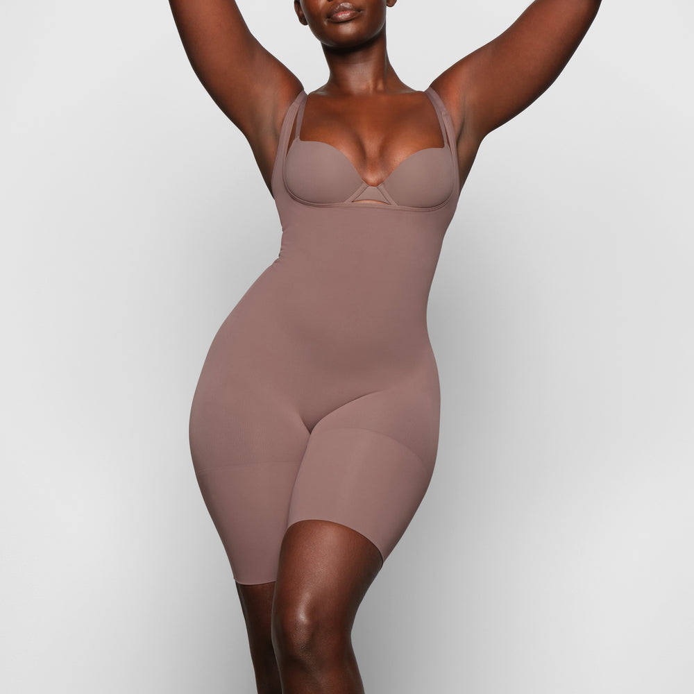 Open Bust Bodysuit Skims BUTT ENHANCING Marron | 987JLXEST