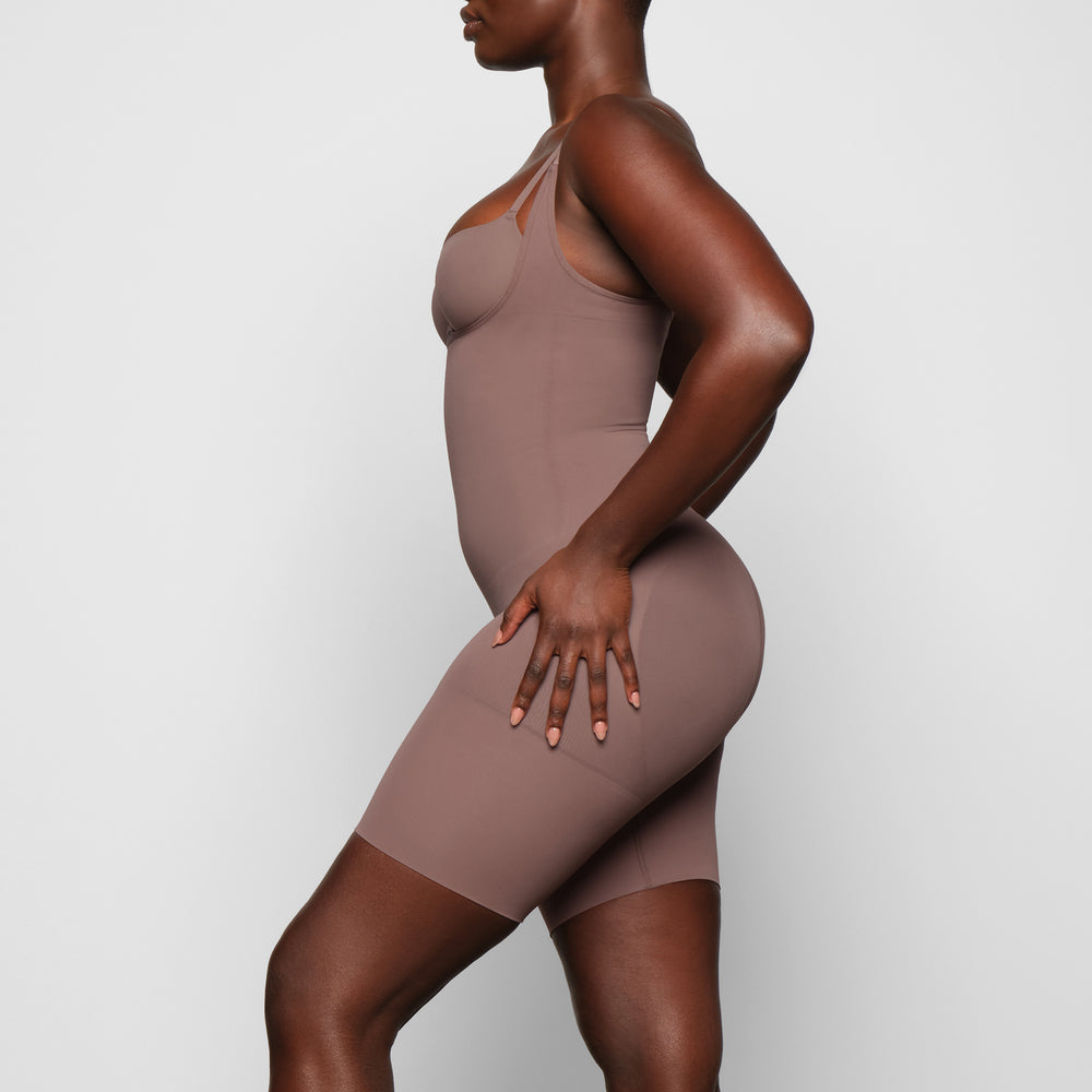 Open Bust Bodysuit Skims BUTT ENHANCING Marron | 987JLXEST