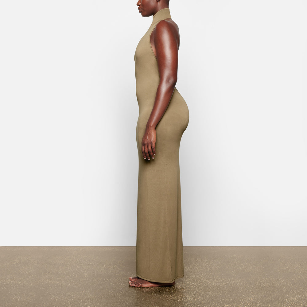 Peignoir Skims SMOOTH LOUNGE LOW BACK HALTER Kaki | 253VONKAW
