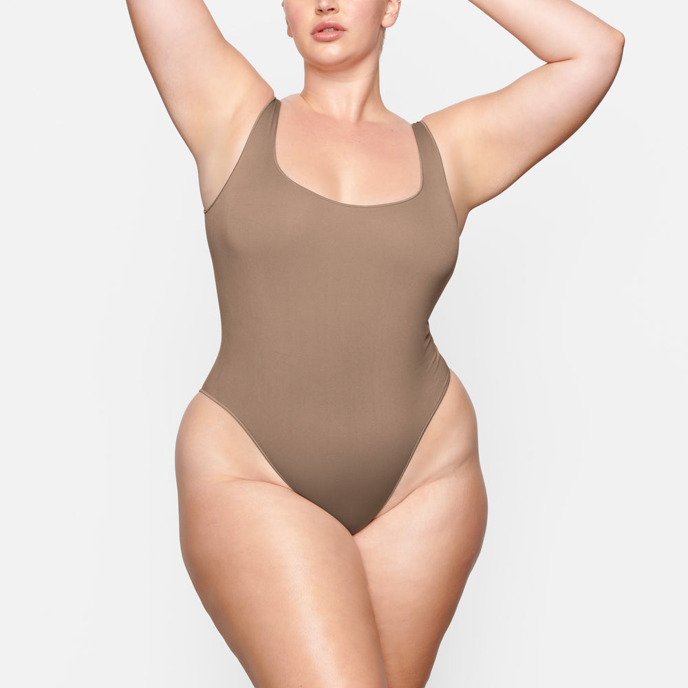 Scoop Neck Bodysuit Skims ESSENTIAL Abricot | 436FVKZCQ