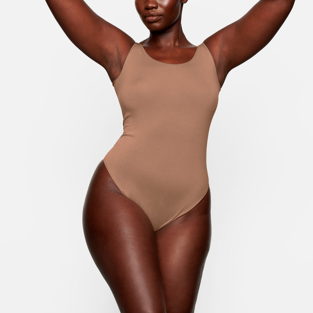Scoop Neck Bodysuit Skims ESSENTIAL Abricot | 591TNLZCS