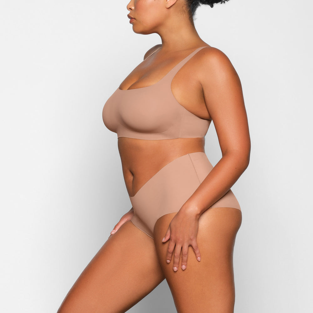 Scoop Neck Bra Skims NAKED Abricot | 403BITQXR
