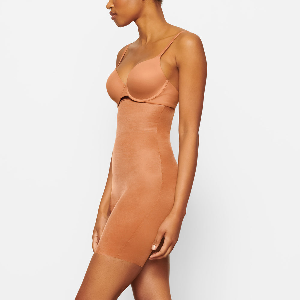 Short Skims BARELY THERE MID THIGH Abricot | 860NFURKC