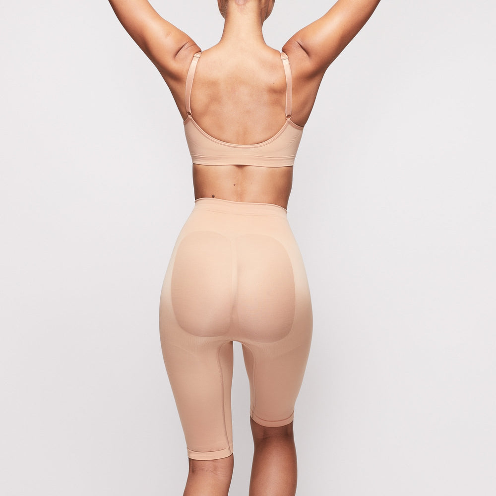 Short Skims SCULPTING ABOVE THE KNEE W/ OPEN GUSSET Beige | 946USOWTG