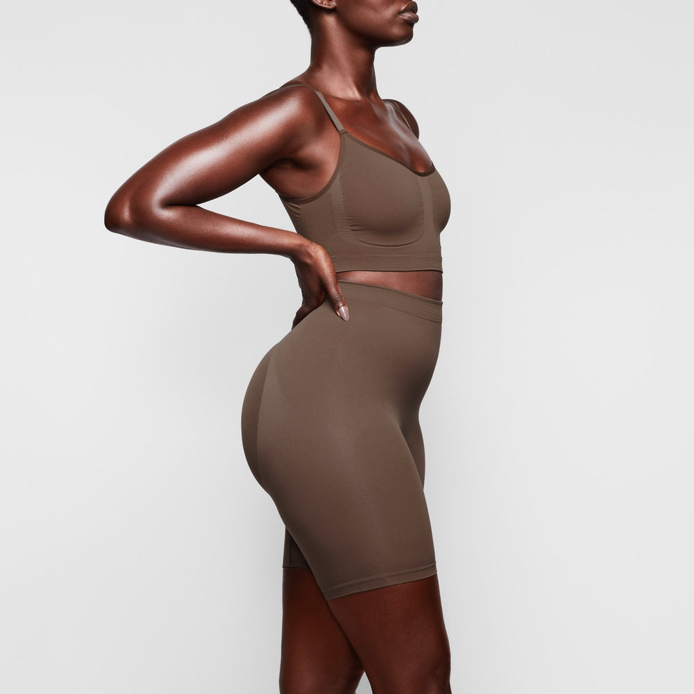 Short Skims SCULPTING MID THIGH W/ OPEN GUSSET Abricot | 246EDFXHU