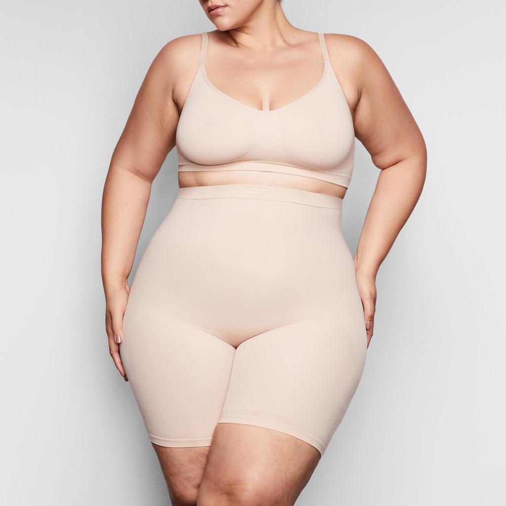 Short Skims SCULPTING MID THIGH W/ OPEN GUSSET Beige | 724FSIDOW