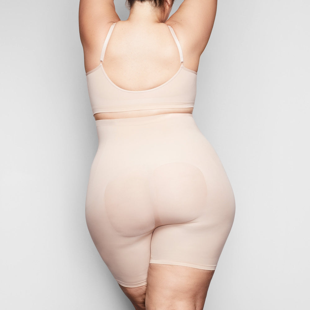 Short Skims SCULPTING MID THIGH W/ OPEN GUSSET Beige | 724FSIDOW