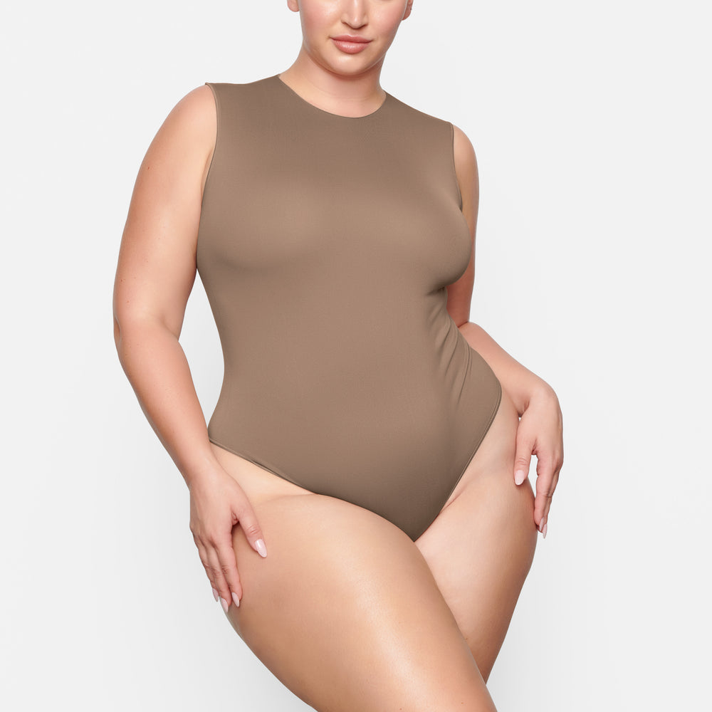 Sleeveless Bodysuit Skims ESSENTIAL CREW NECK Abricot | 405FDSJPQ