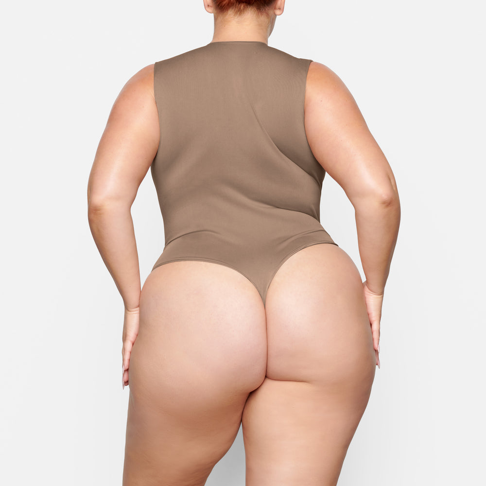 Sleeveless Bodysuit Skims ESSENTIAL CREW NECK Abricot | 405FDSJPQ