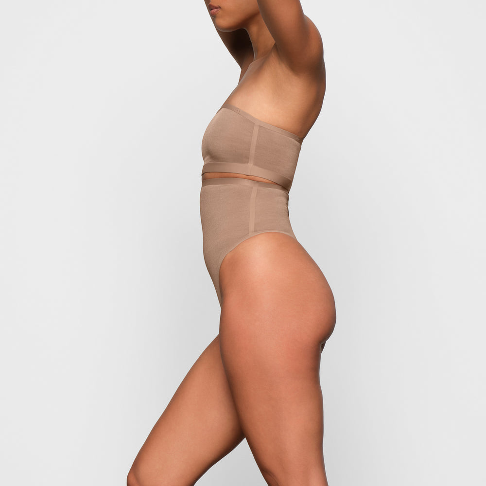 Soutien-Gorge Bandeau Skims SHEER SCULPT Abricot | 867VCILZH